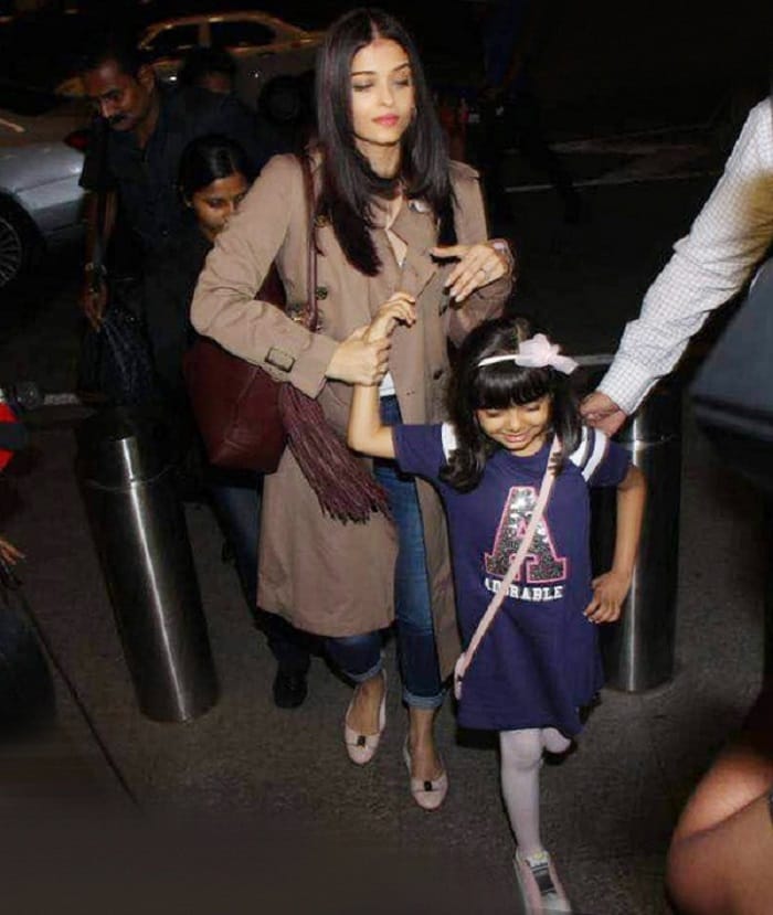 aishwarya rai bachchan leaves for cannes 2017 with her daughter aaradhya bacchchan 