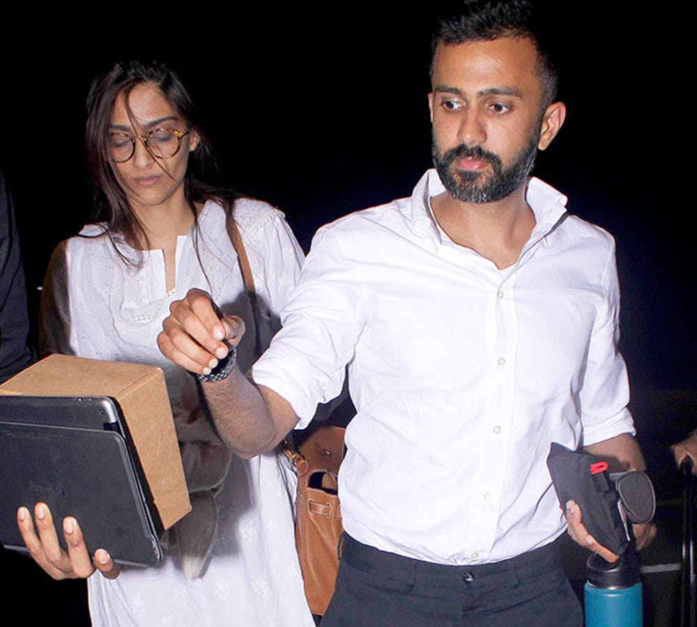 Sonam Kapoor Loses Her Cool When Asked About Boyfriend Anand Ahuja
