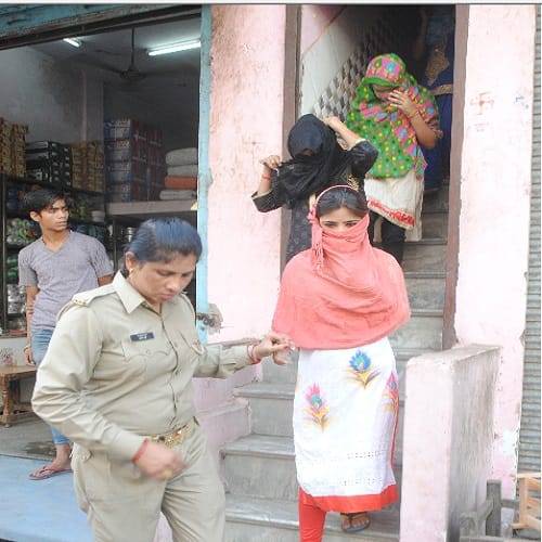 Four women caught in doing wrong work, view Photos