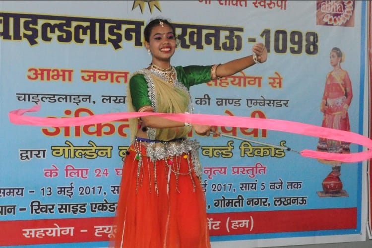 24 hours dance record by lucknow girl ankita bajpai