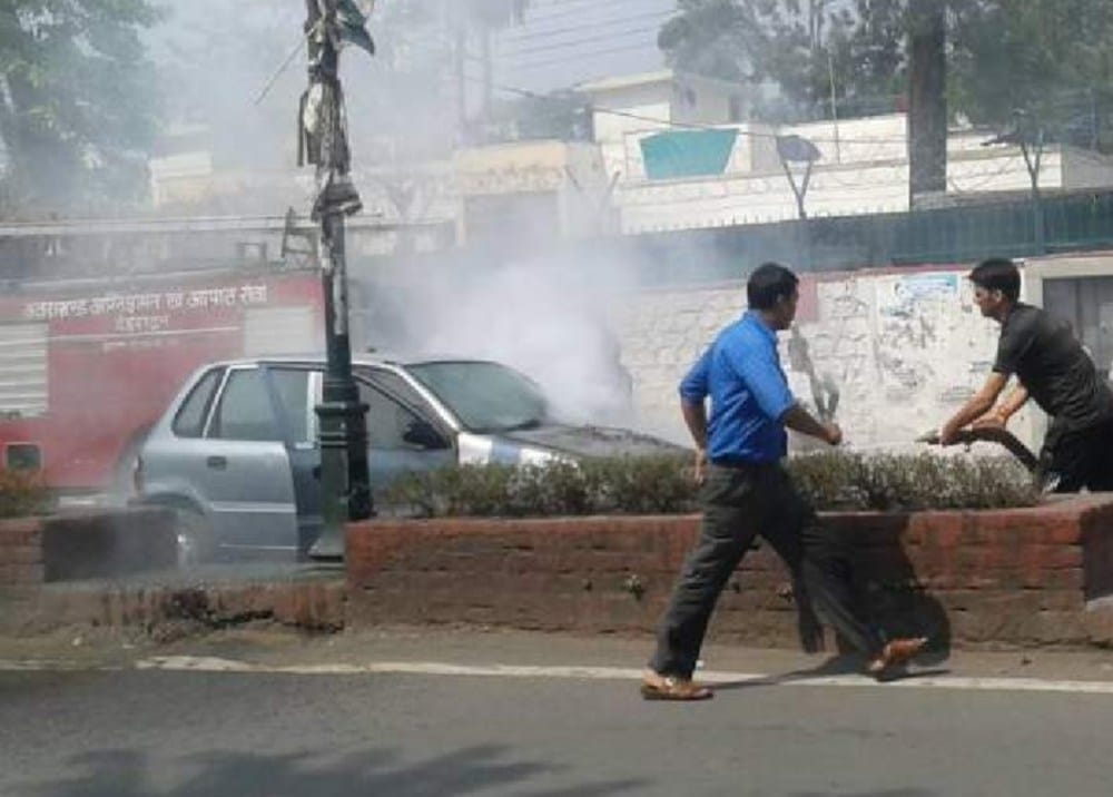car in fire in darshan lal chowk dehradun