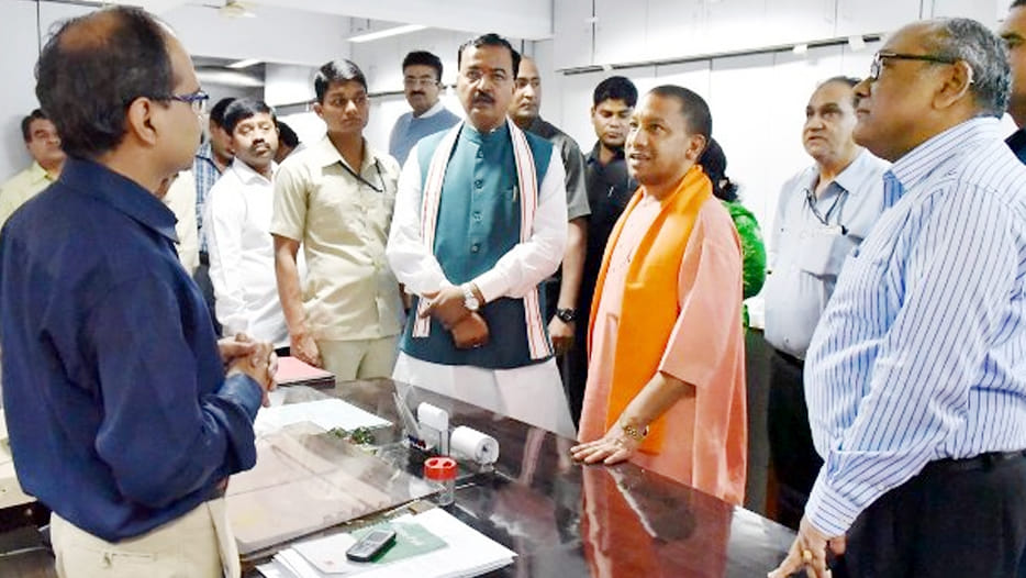Chief Minister visits urban centers