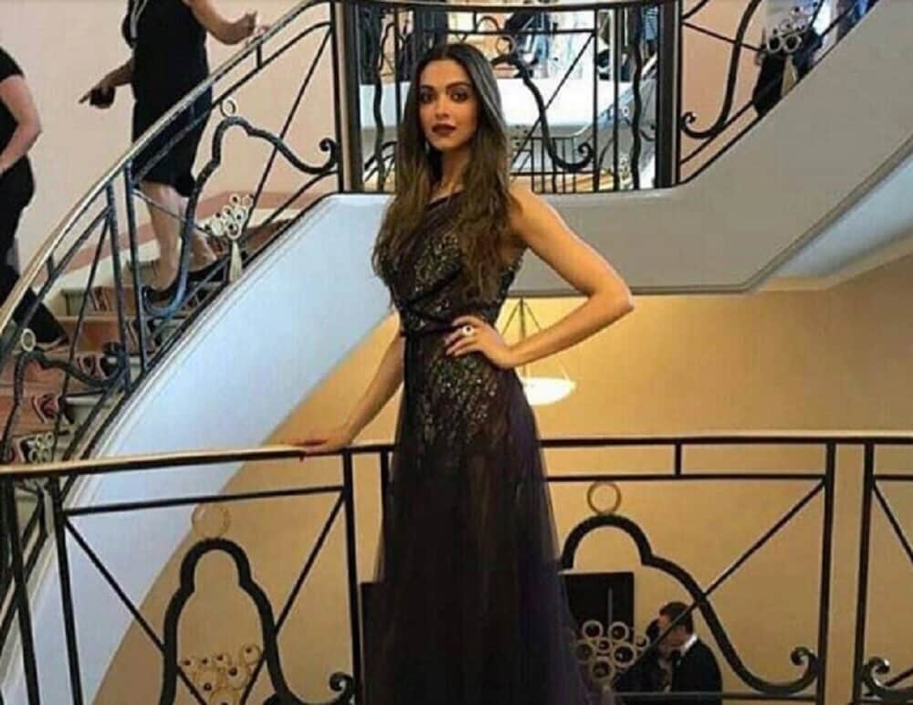 The first photo of bollywood 'Mastani' Deepika Padukone getting ready for Cannes 2017
