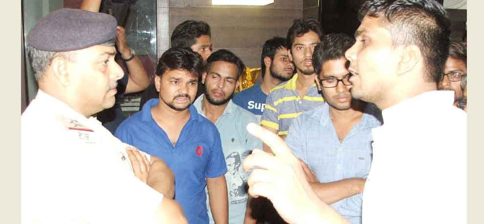 DM caught Women Hospital's CMS do Private Practice