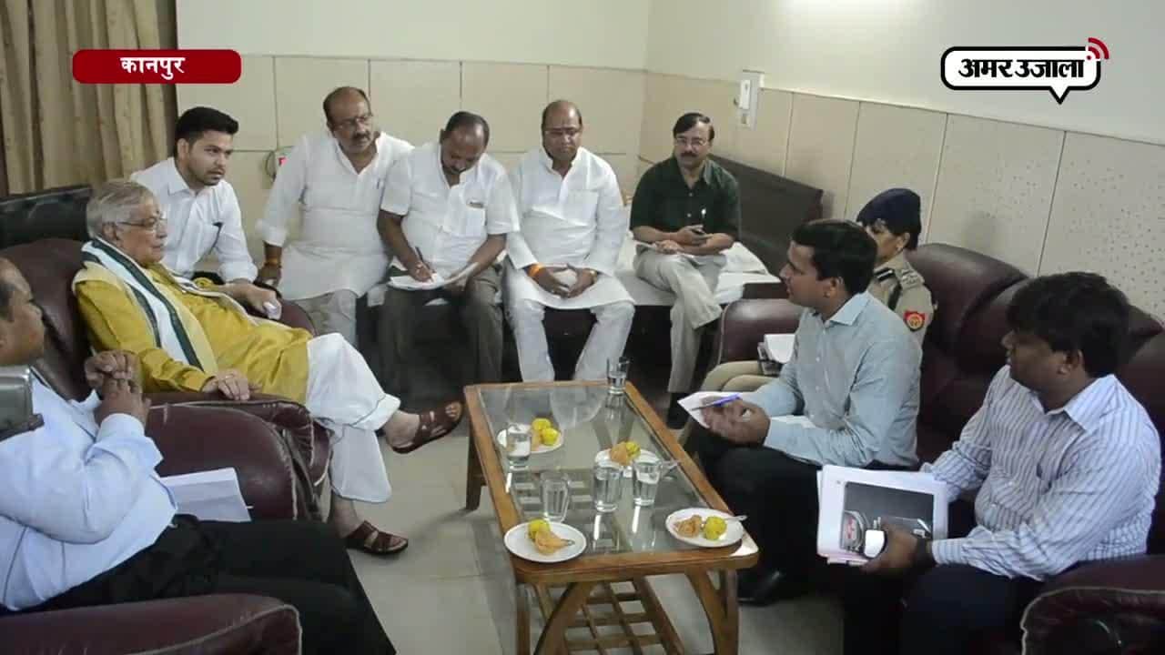 मुरली मनोहर जोशी की समीक्षा बैठक 