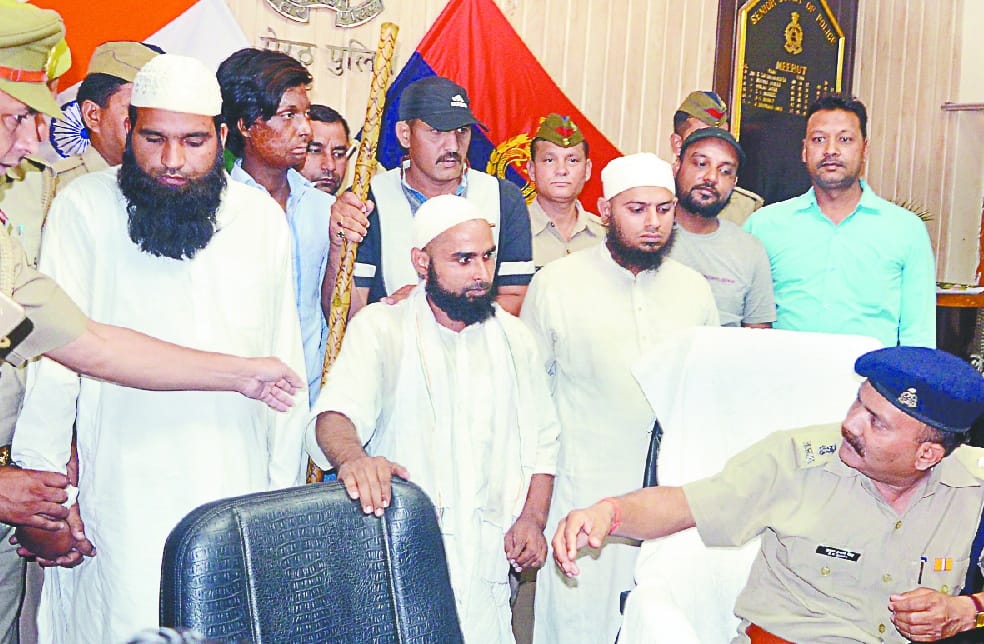 Five arrested for killing SP leader's two nephews