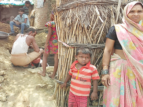 Competition to make free toilets in Makrandapur