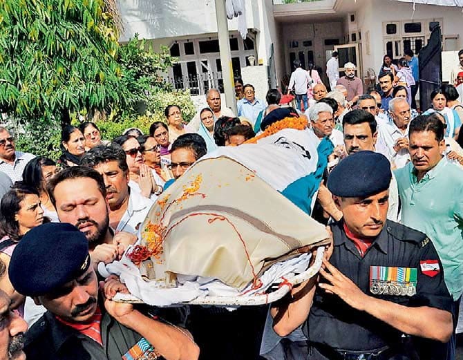 siachin martyr colonel mannu tandon funeral at karnal
