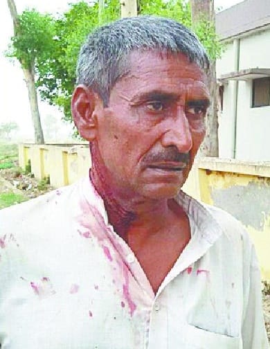 Struggling to fill water, seven wounded