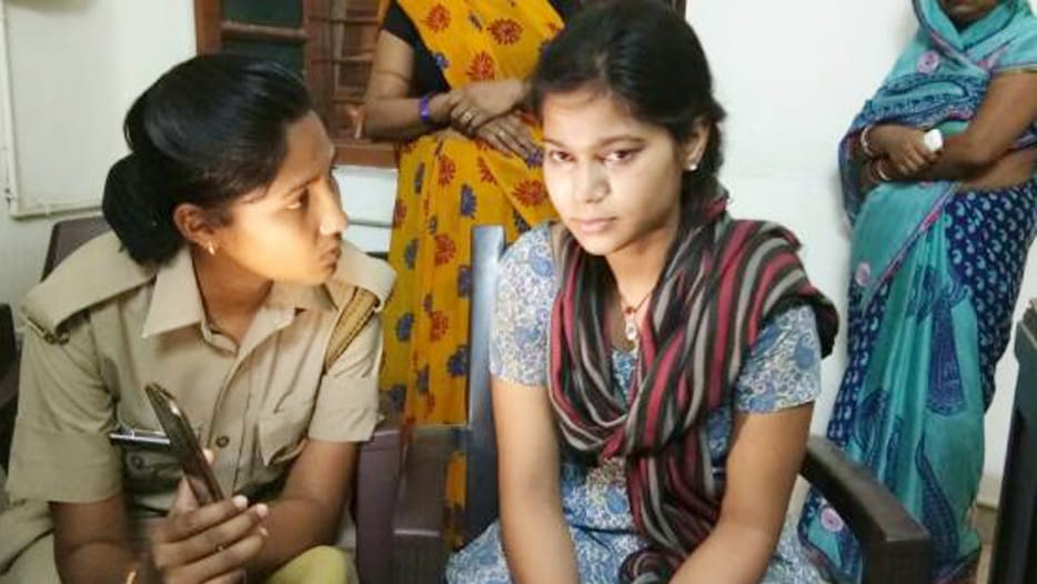revolver rani varsha story