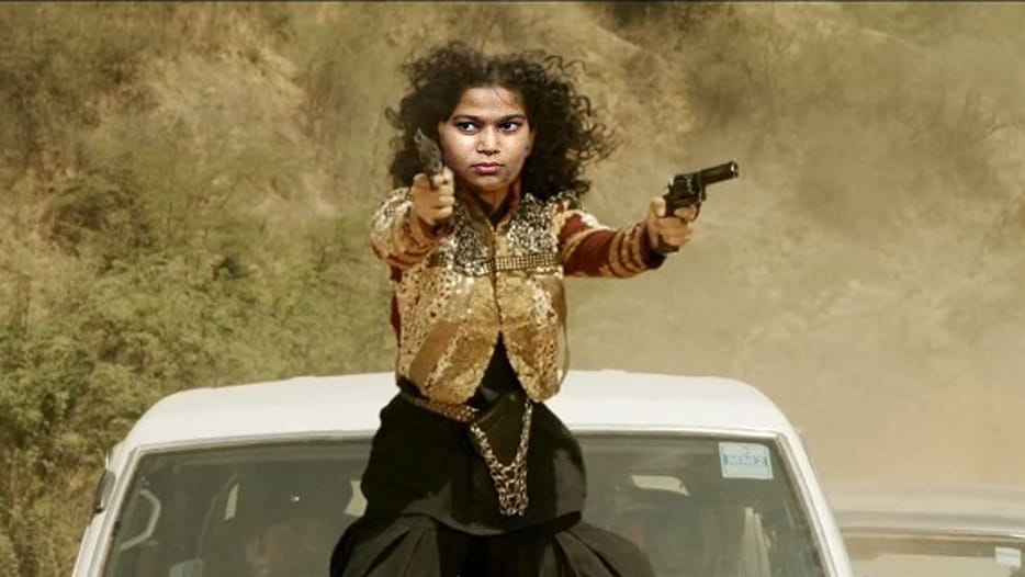 revolver rani varsha story