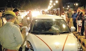 Strikes in Civil Lines, Head Strikes, Car Breaks