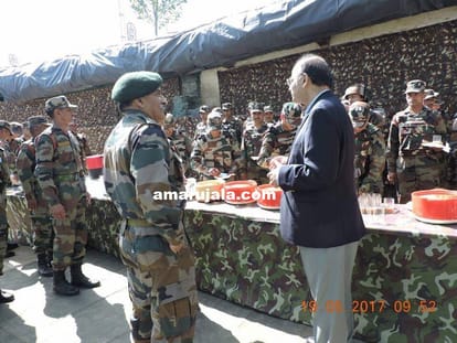 Arun jaitley visited loc in kashmir