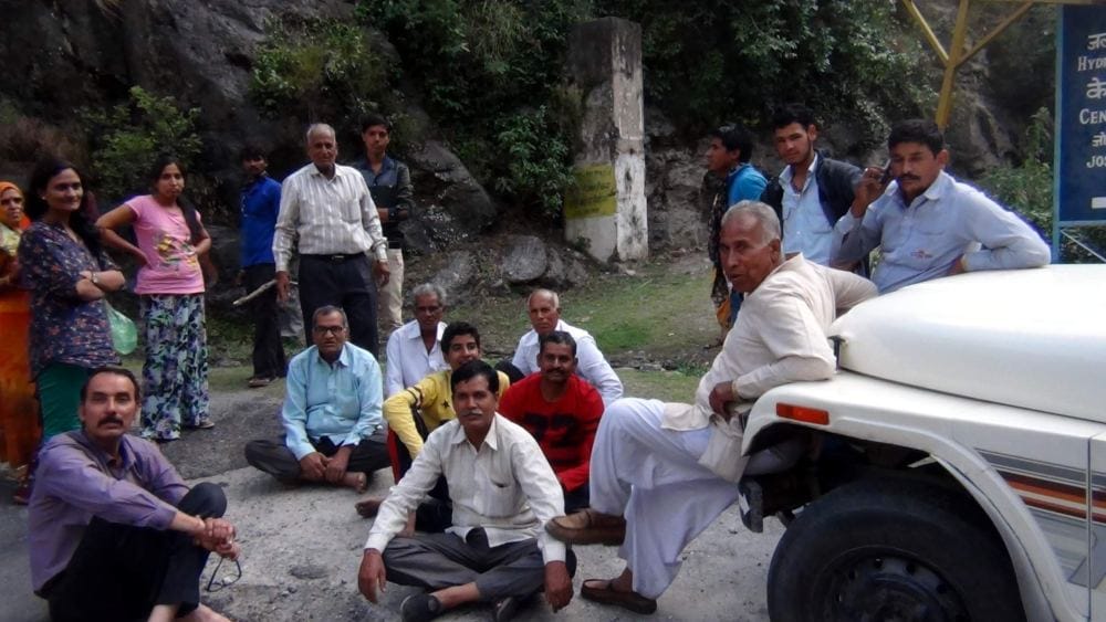 hathi parvat on Badrinath highway is very dangerous