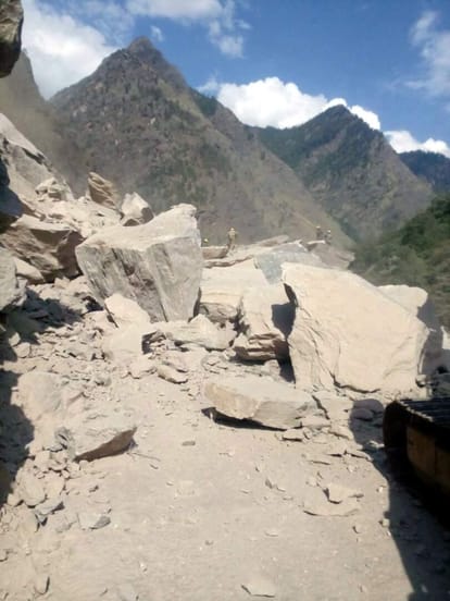 in 2015 badrinath highway was also block after landslide