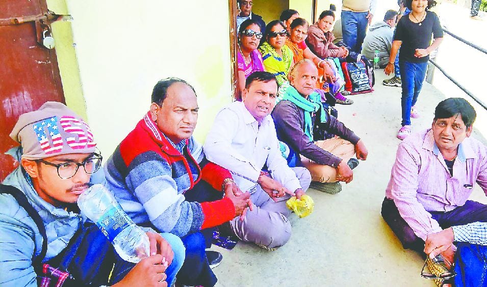Agent raises more money in Kedarnath Haley  service