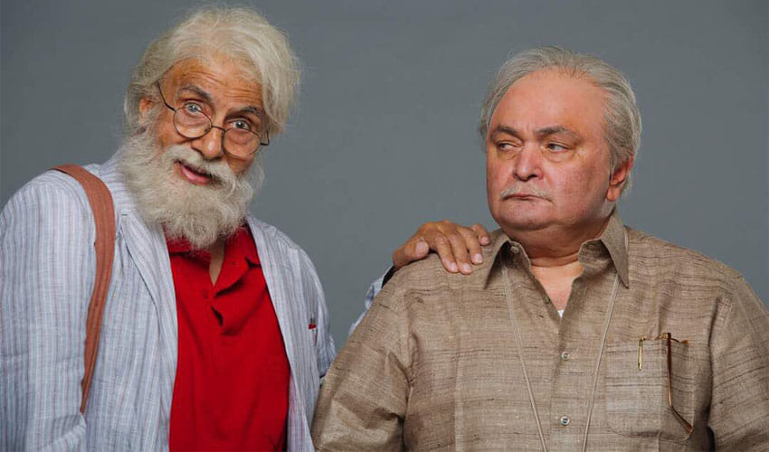 Amitabh Bachchan & Rishi Kapoor Looks Unrecognizable In Film '102 Not Out'