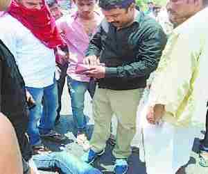Jeep hits bike, husband-wife dead.