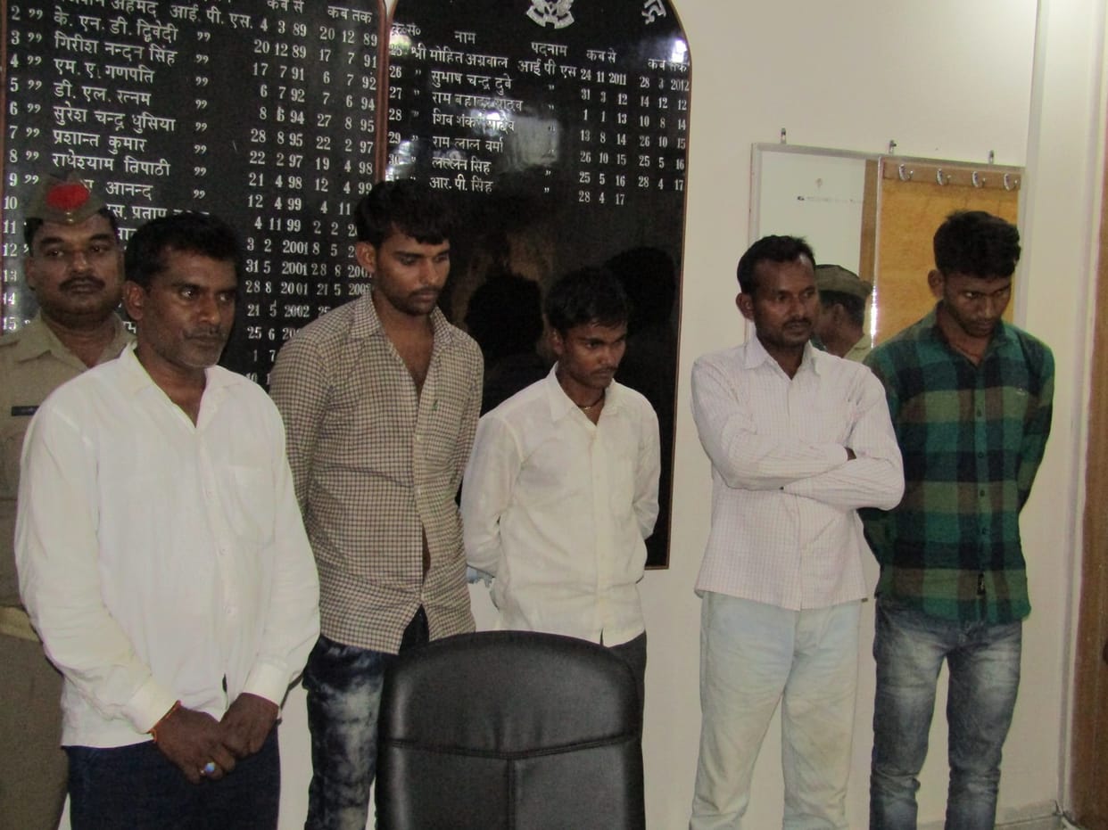 sonebhadra police arrest five kidnapper while he kidnap buisness man from mp