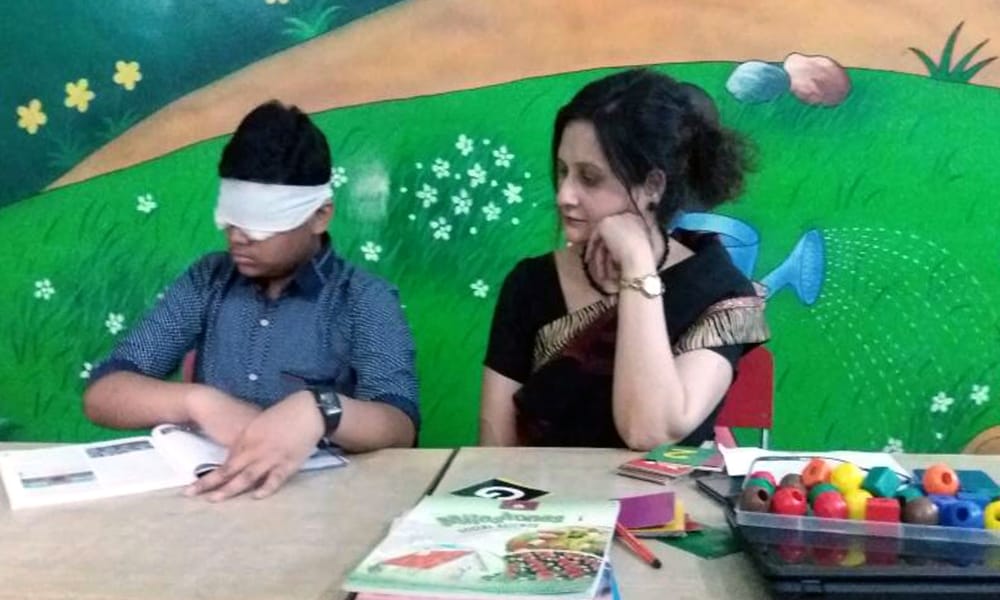children can read after closing eyes in kasganj