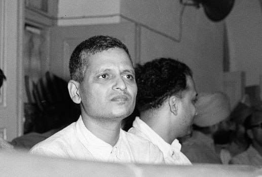 why nathuram godse killed mahatma gandhi, told reason to devdas gandhi