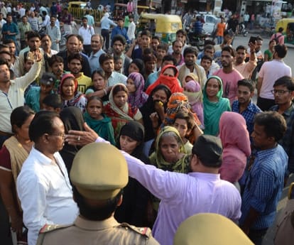  A teenaged girl raped in Lucknow.