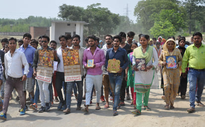 Buddhist religion adopted by 180 Dalit families of three villages of Saharanpur