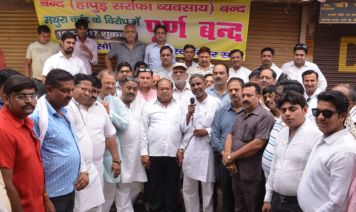 Sarafa Bazar in protest against the killings in Mathura.
