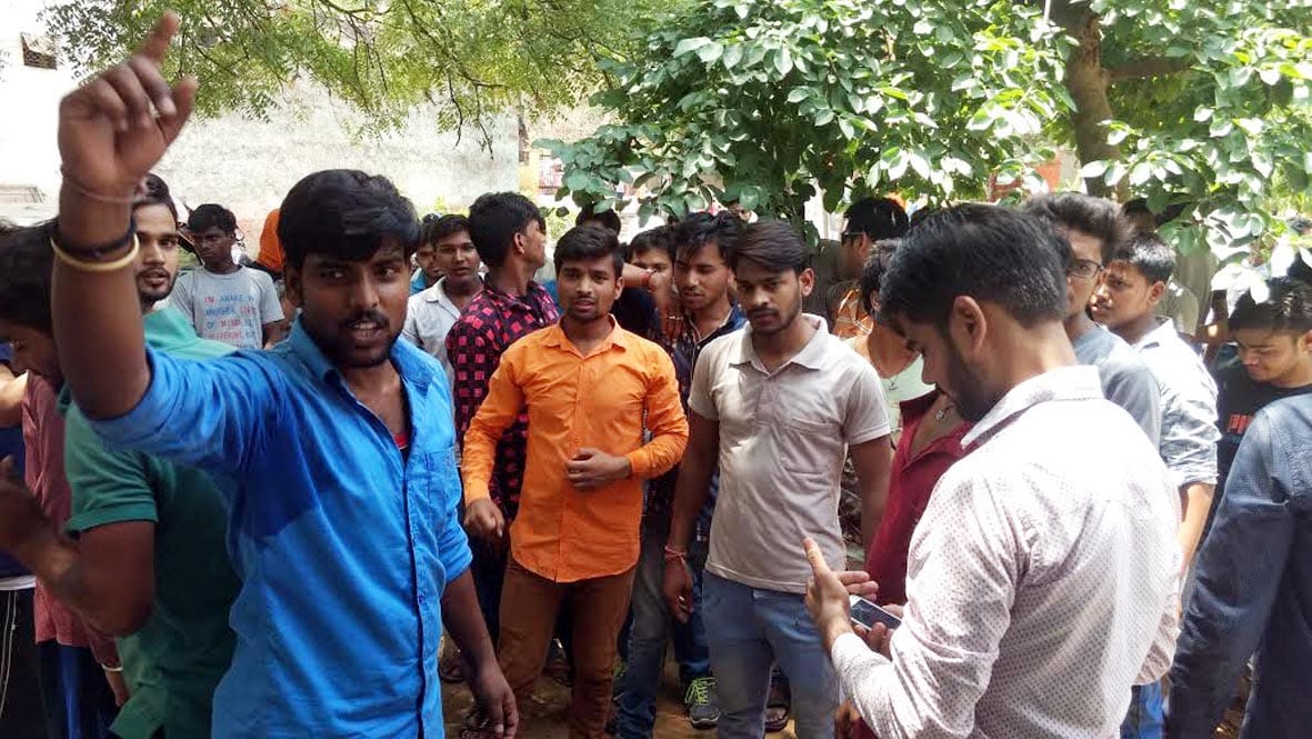 Angry students screwed on power cuts