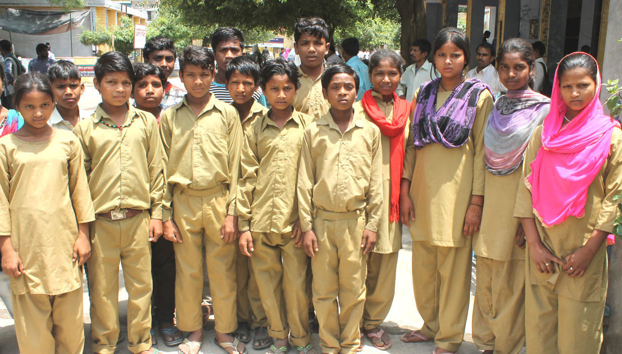 800 schools have not, 600 kitegi light
