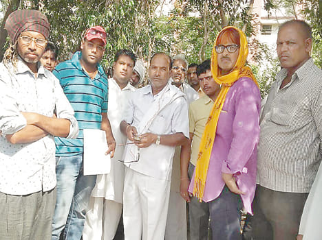 farmerkills in Road accident 