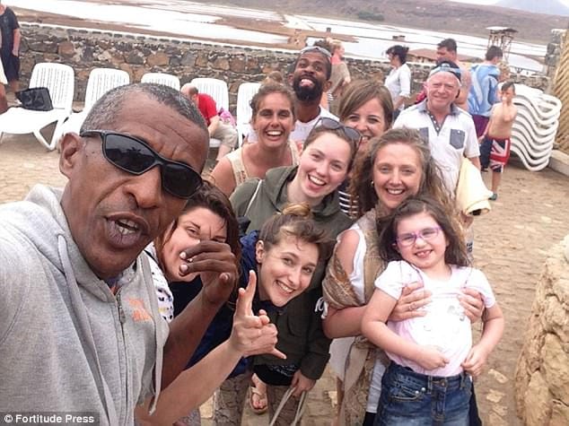 Father-of-five looks so much like Obama
