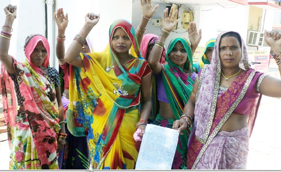 Self-help group charged to grab money, performed