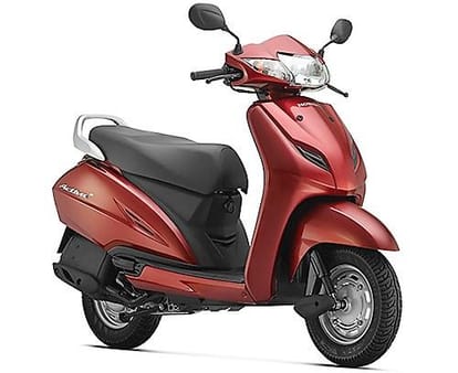 scooter tyres are available in just 1023 rupees
