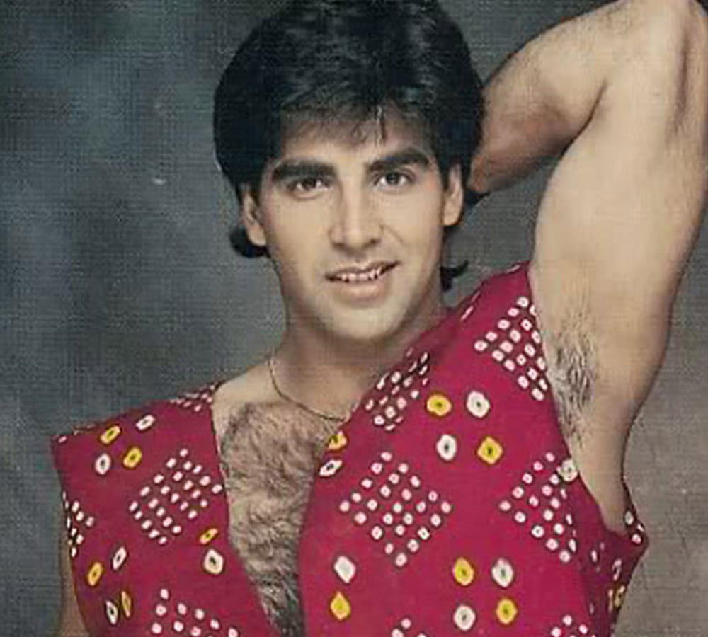 akshay kumar goes siddhivinayak temple with his every girlfriend