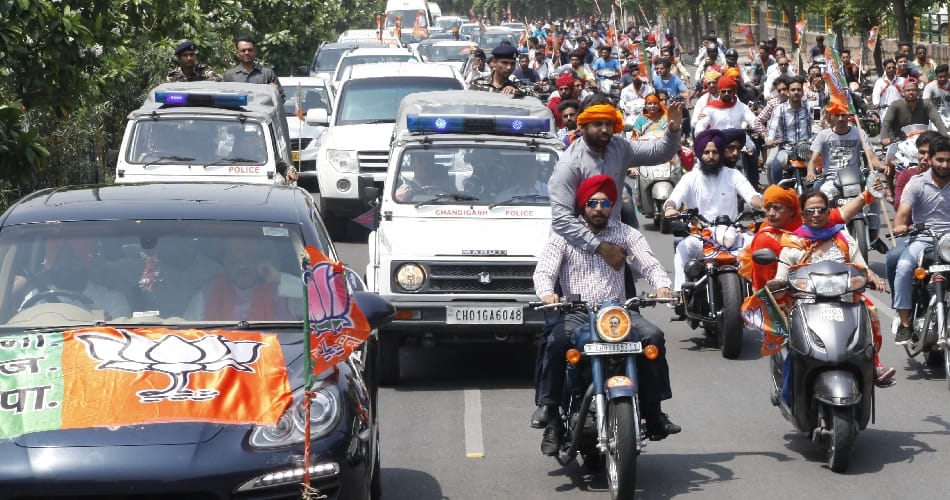 traffic violation in amit shah rally 