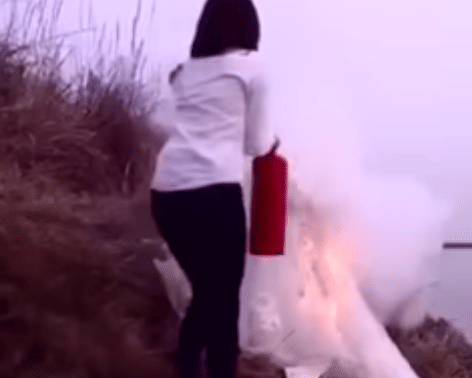 bride sets her gown on fire for perfect selfie 