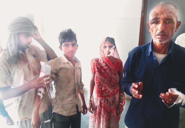 stone throwing in gungawali village 	