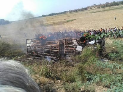 bus accident in banda many casualties 