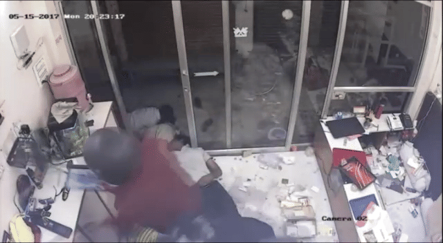scoundrel fought after watching cctv footage in mathura 