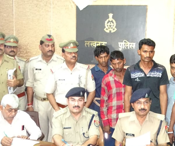 Police arrested six people of gang in after a clash in Lucknow.