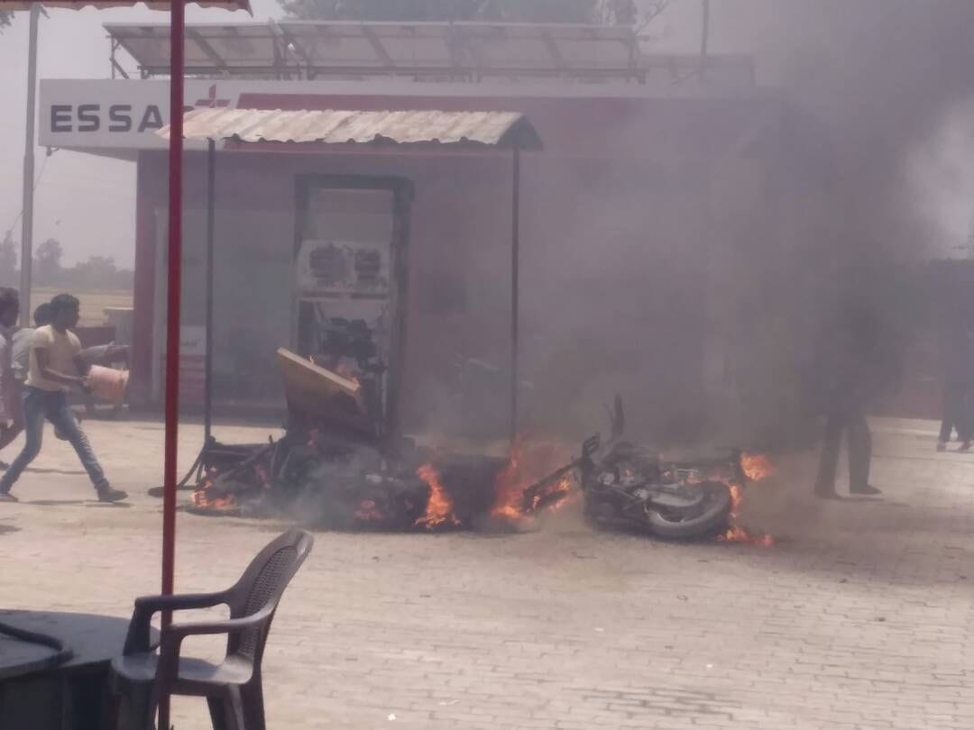 Fire at a Petrol Pump in Gazipur, two bike ash, villagers beat fire brigade
