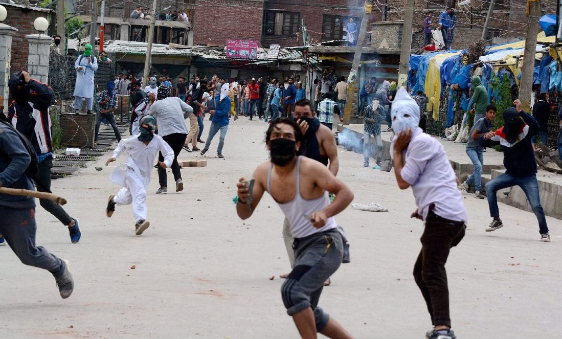 kashmir facing another day of unrest