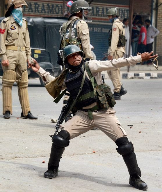 kashmir facing another day of unrest