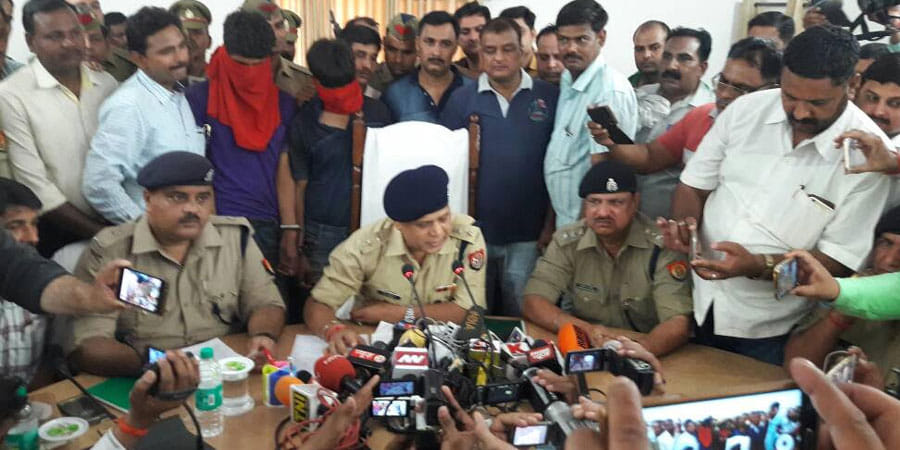 scoundrels have planned for theft in 10 district of west up