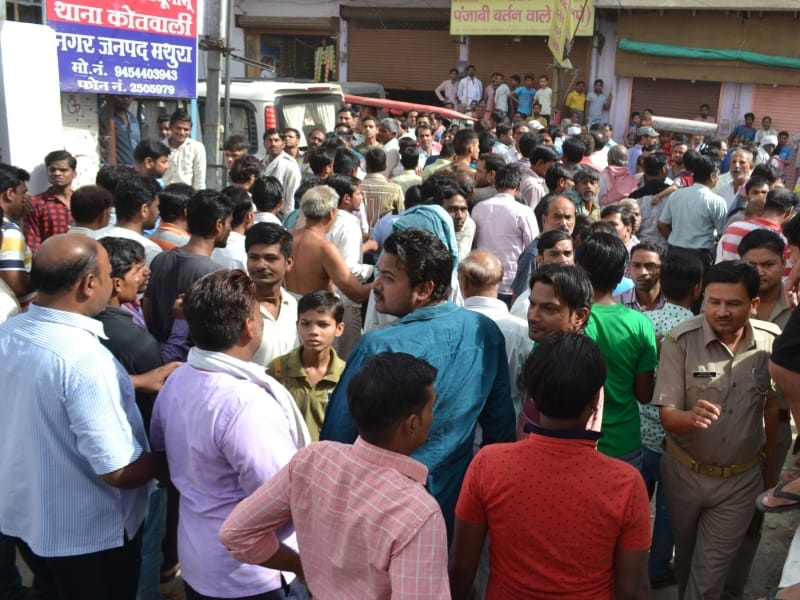 peoples in chaubiyapada mathura are in fear for ranga and billa