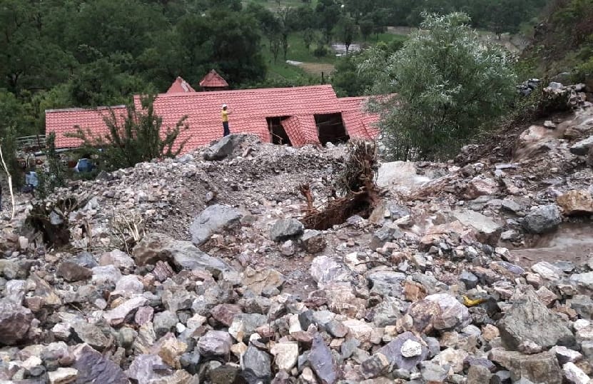 Heavy Loss of Crops after Hailstorm in Himachal, one Died.