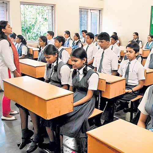 directorate of education delhi invites job applications for different posts