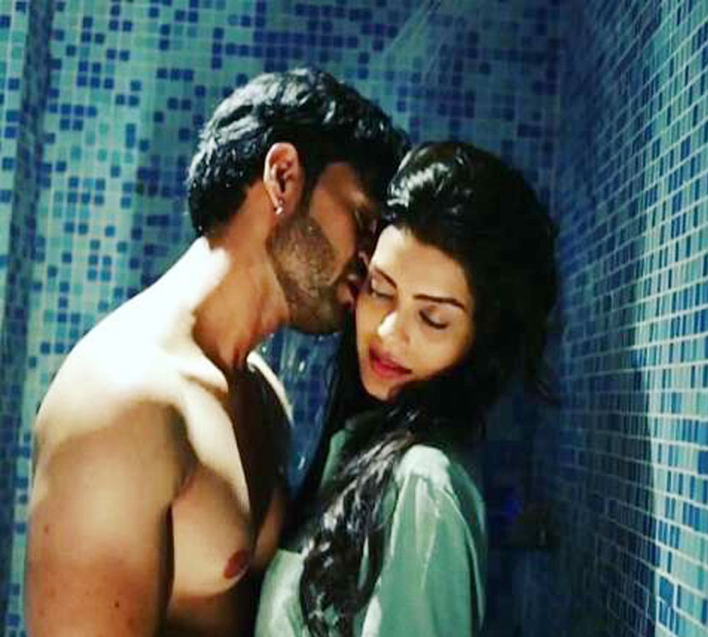 Sonali Raut and Yuvraaj Parashar intimate shower scene from 'Love Life And Screw Ups' web series