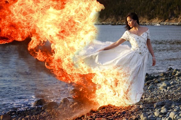 bride sets her gown on fire for perfect selfie 